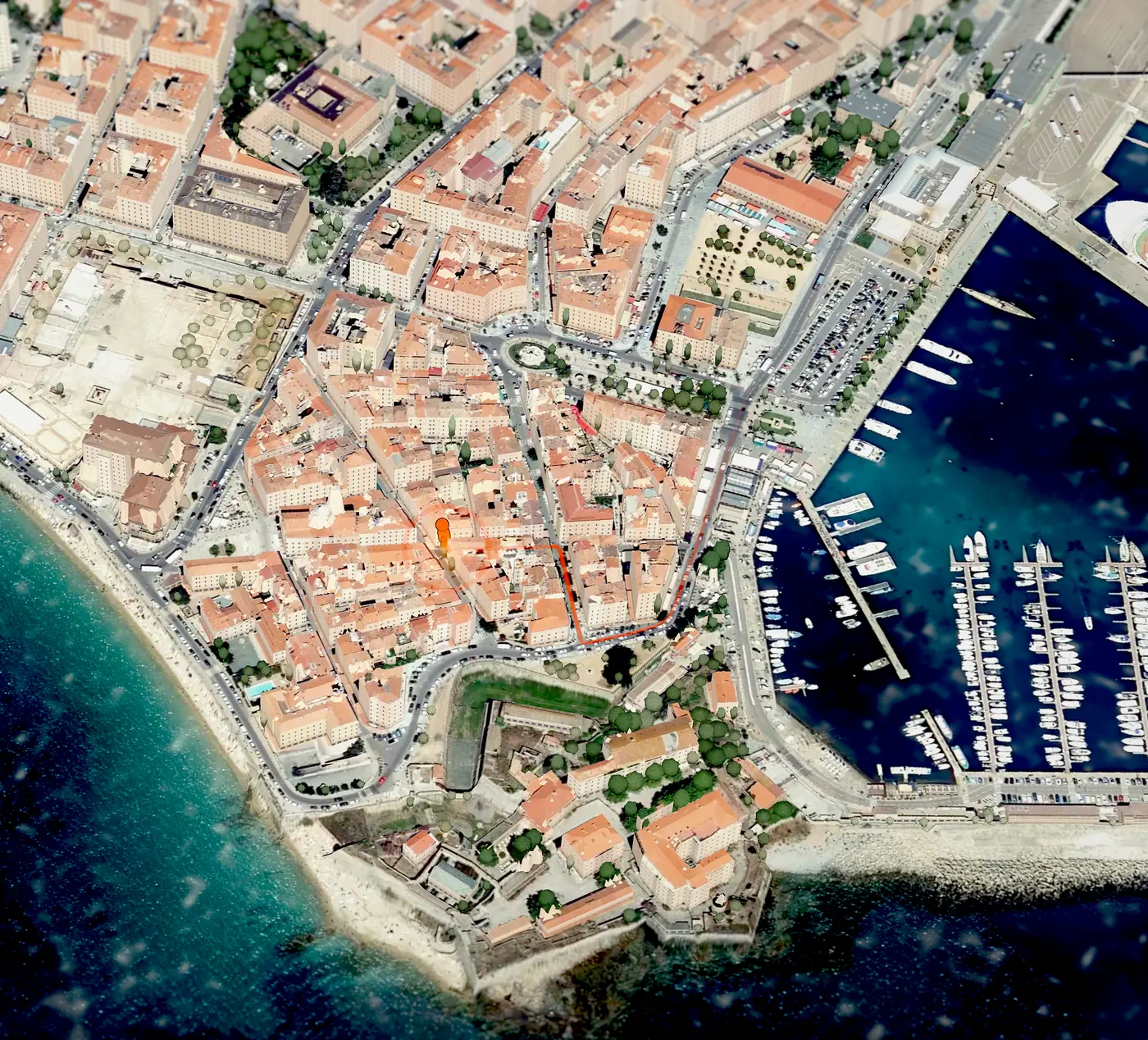Vue aérienne d'Ajaccio, golfe et centre-ville